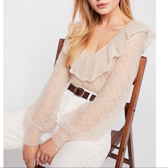 Free People Sweaters - NWT Free People Macaroon Lightweight Sweater